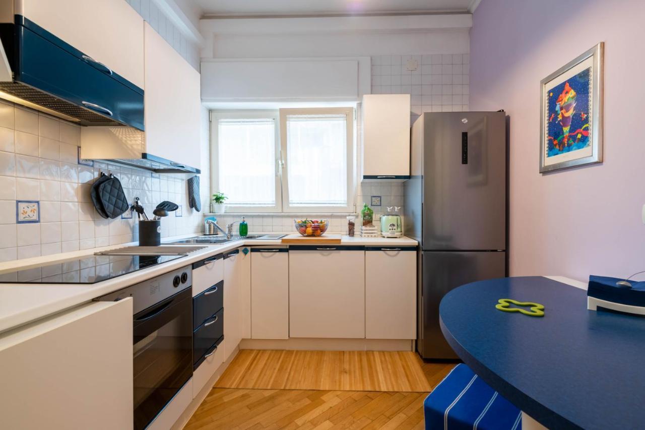 Modern Apartment To Relax In The City Center Bari Esterno foto
