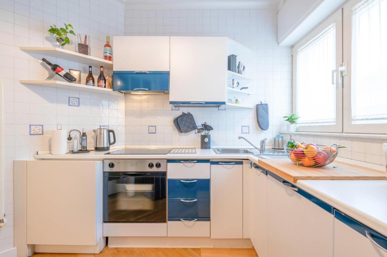 Modern Apartment To Relax In The City Center Bari Esterno foto